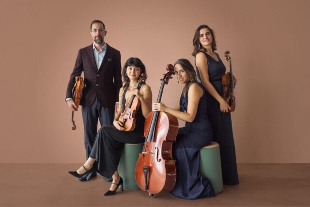 Quatuor-Tana-01-fond-marron